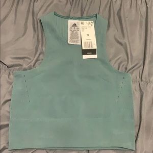 adidas warp knit crop size medium color teal, never worn